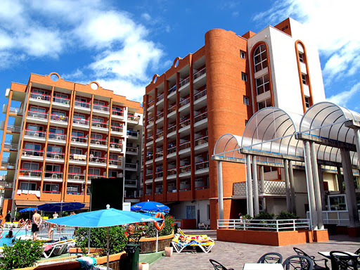 hotel.jpg